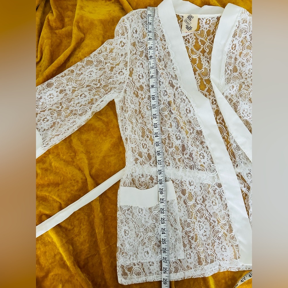 VINTAGE 70s Sears Lace Robe - Picture 8 of 9